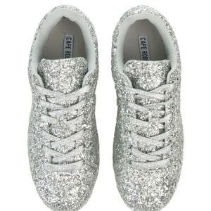 NWT CAPE ROBBIN SHOES